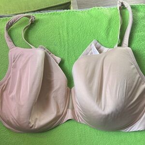 Cacique Women's Bra in Soft Cream